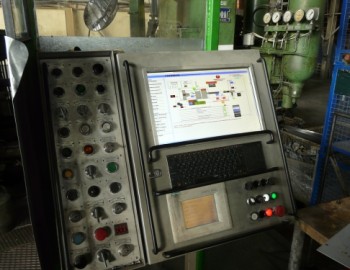 Control of casting press machine in city lamp manufacturing plant - Ternopol, Ukraine