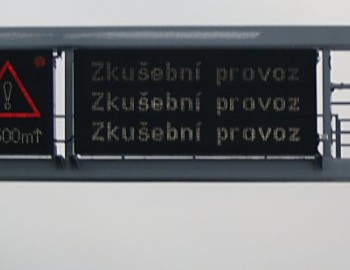 Portál s provozními infomacemi na R35