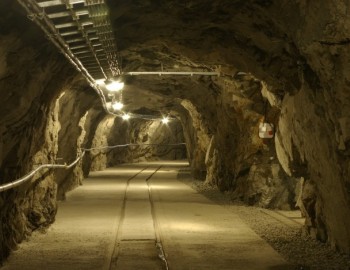 Monitoring experiments in the Tunnel Joseph