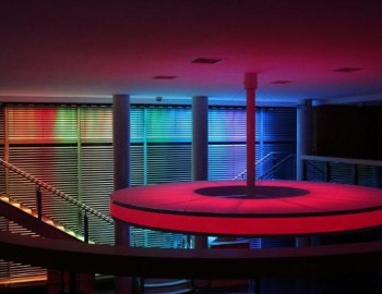 Řídicí systém K7000 firmy KOMPAR řídí efektové osvětlení AquaParku v Pardubicích