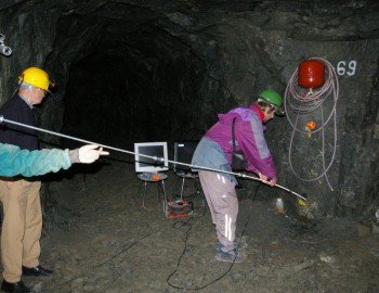 Monitoring experiments in the Tunnel Joseph