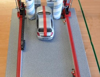 Učebna s fyzikálními modely řízenými Foxtroty na Technické univerzitě v Liberci